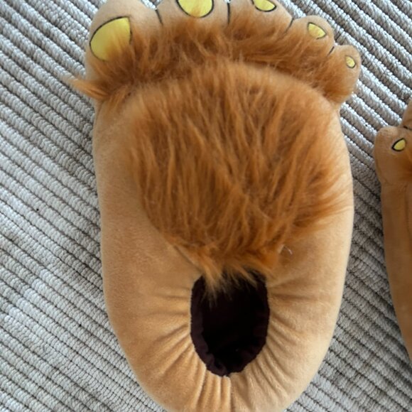 Hobbit slipers - Picture 2 of 2